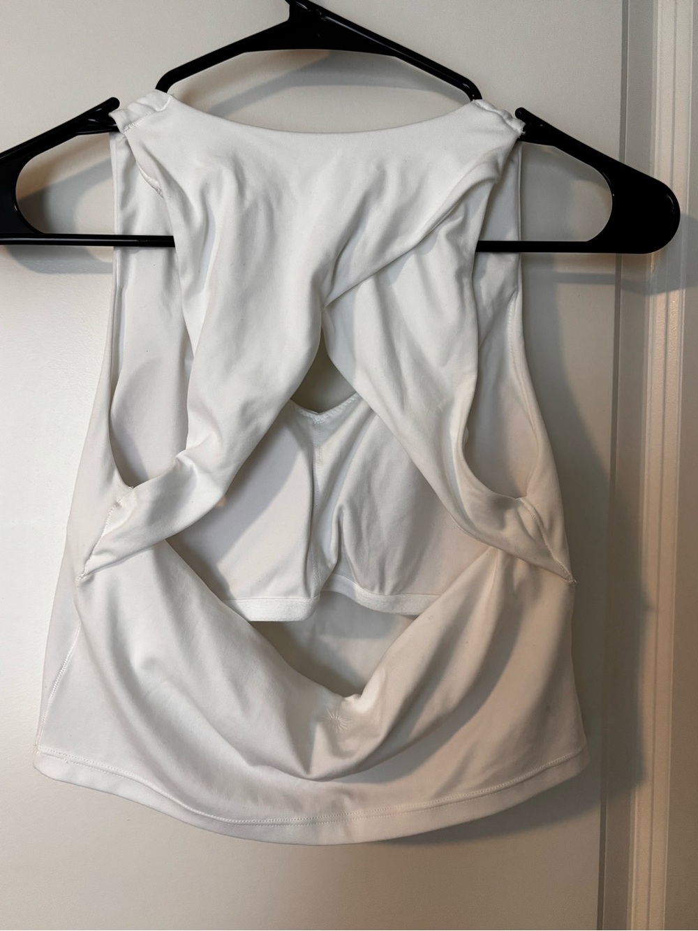 aerie Offline Real Me White Open Back Cropped Tank w/ built in bra - Picture 2 of 6